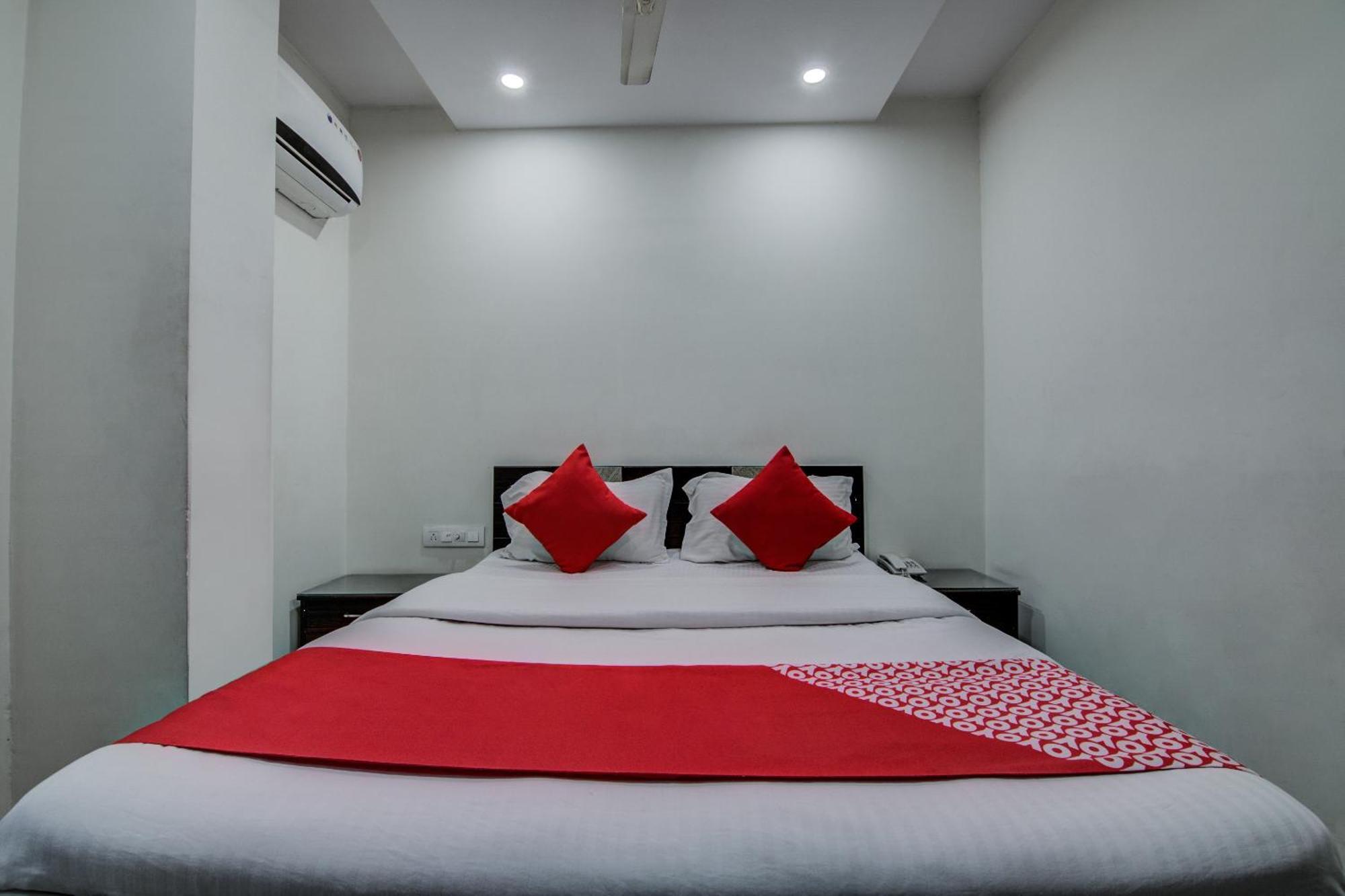 Hotel O Vb Grand Visakhapatnam Exterior foto