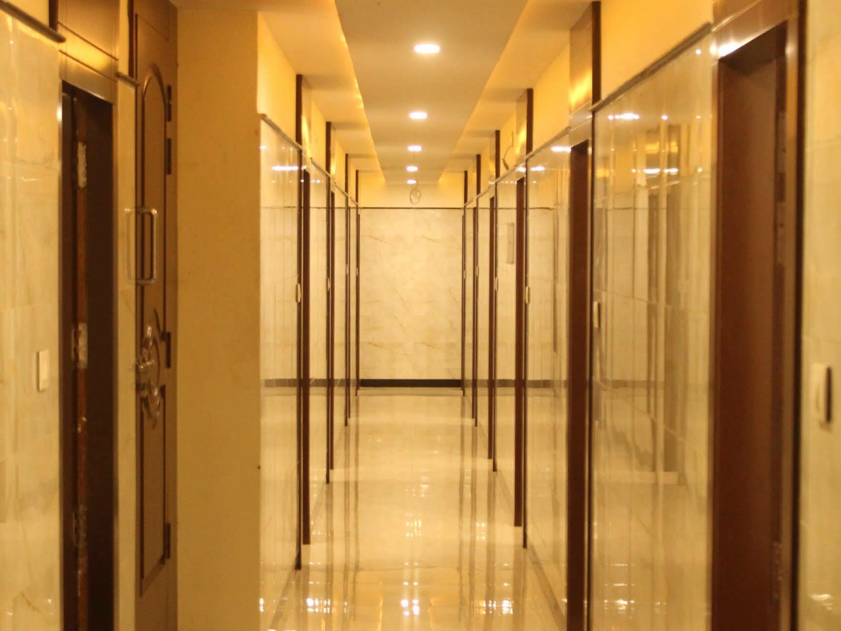 Hotel O Vb Grand Visakhapatnam Exterior foto
